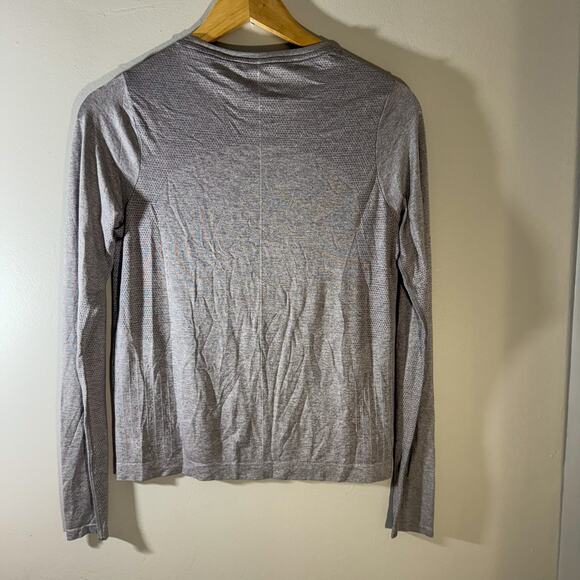 All in Motion Seamless Core Long Sleeve Top Heathered Gray Activewear Tee (Sz S) - Picture 3 of 6